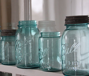 blue-Mason-jars
