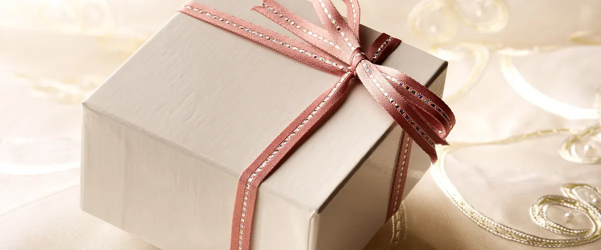simple and elegant gift box